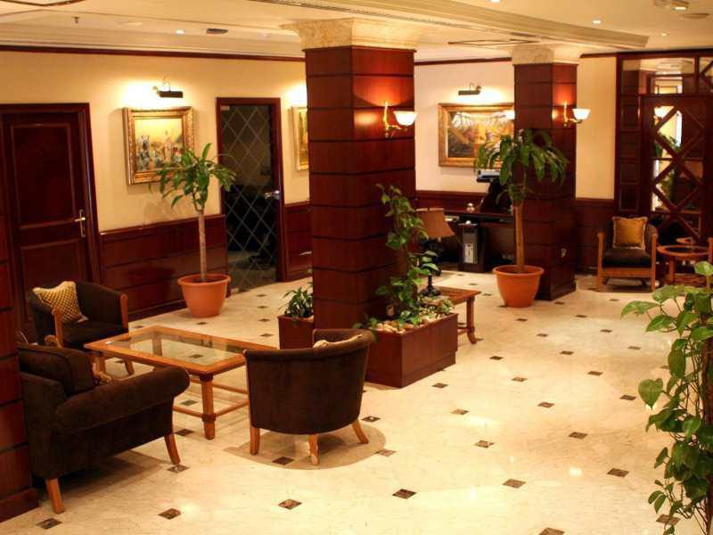 דובאי Khalidia Hotel Apartments מראה חיצוני תמונה