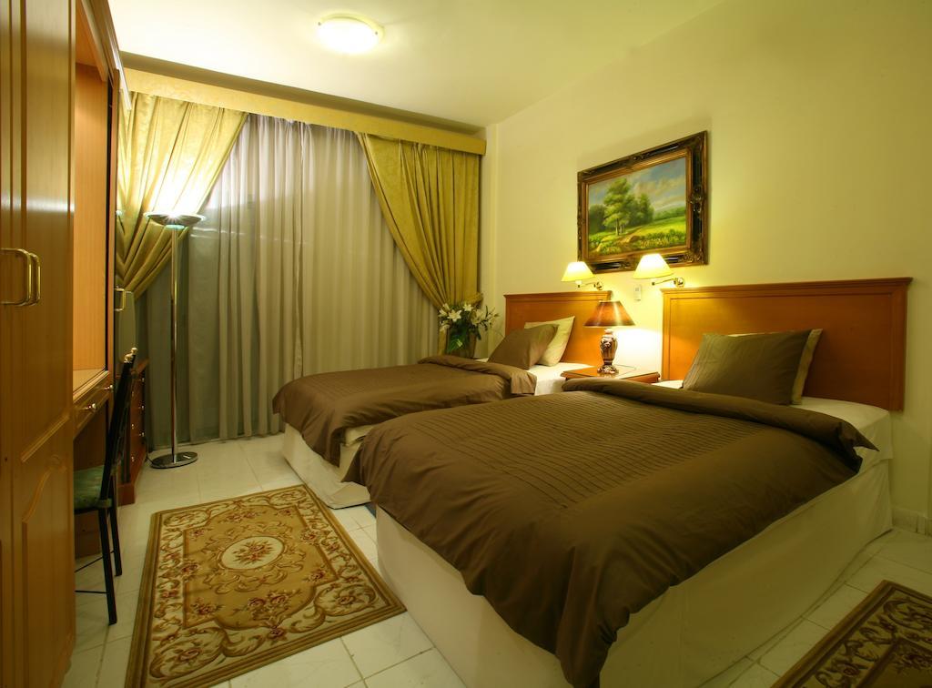 דובאי Khalidia Hotel Apartments מראה חיצוני תמונה